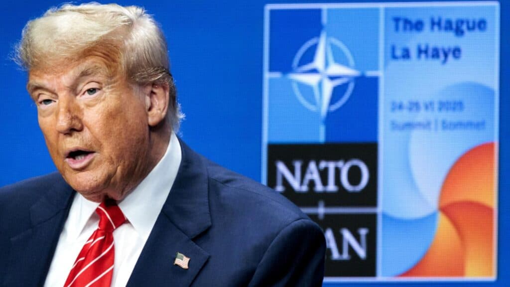 Donald Trump leagă sancțiunile împotriva Rusiei de coeziunea NATO: “Atunci când toate națiunile membre vor renunța la petrolul rusesc.”