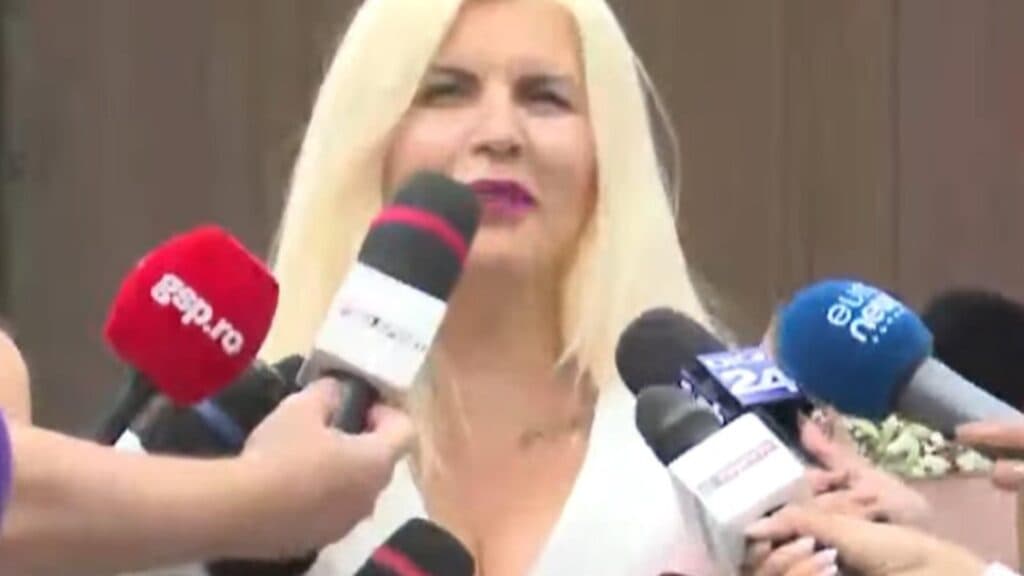 Elena Udrea: „Ambasadorul Gitenstein a dezvăluit că democrații americani nu m-au dorit președinte al României.”