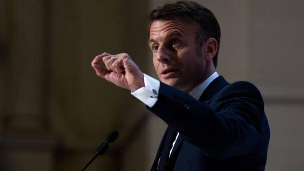Emmanuel Macron, o cădere istorică: doar 20% dintre francezi își mai arată sprijinul pentru președinte