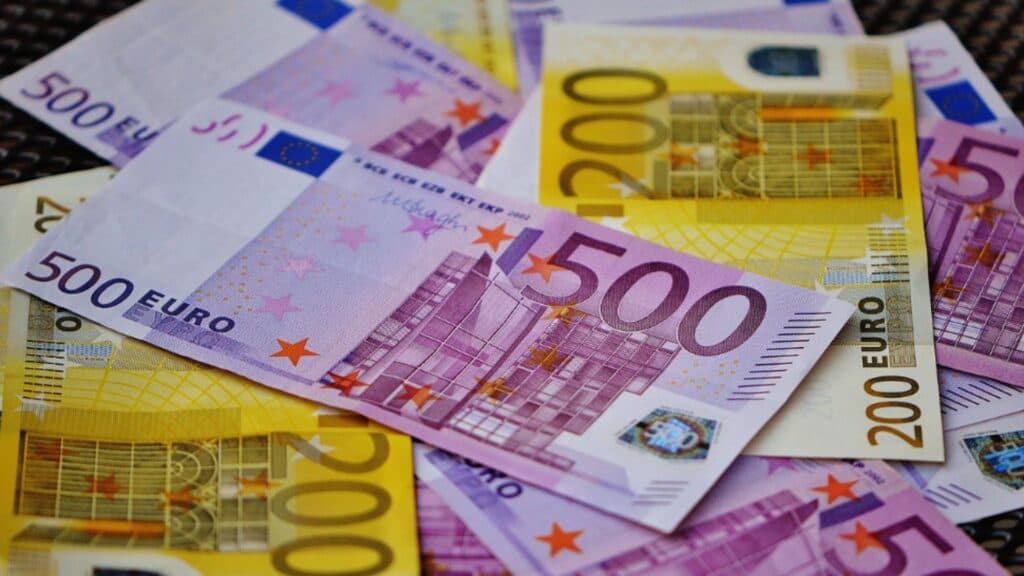 Fondurile europene, în pericol de suspendare. Comisia și Parlamentul European evaluează condițiile din România