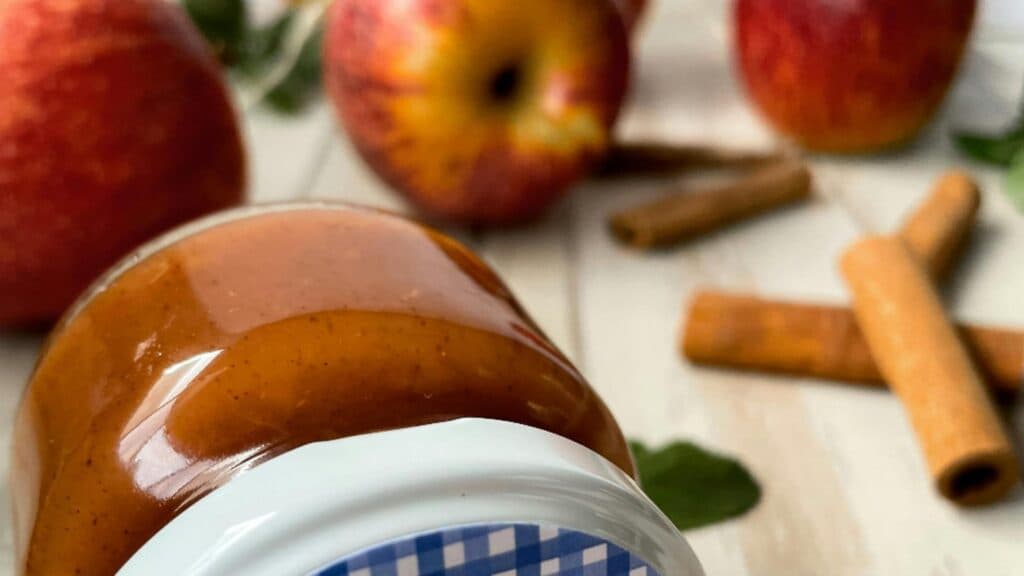 Deliciul dulce: Cum să prepari cel mai parfumat gem de mere
