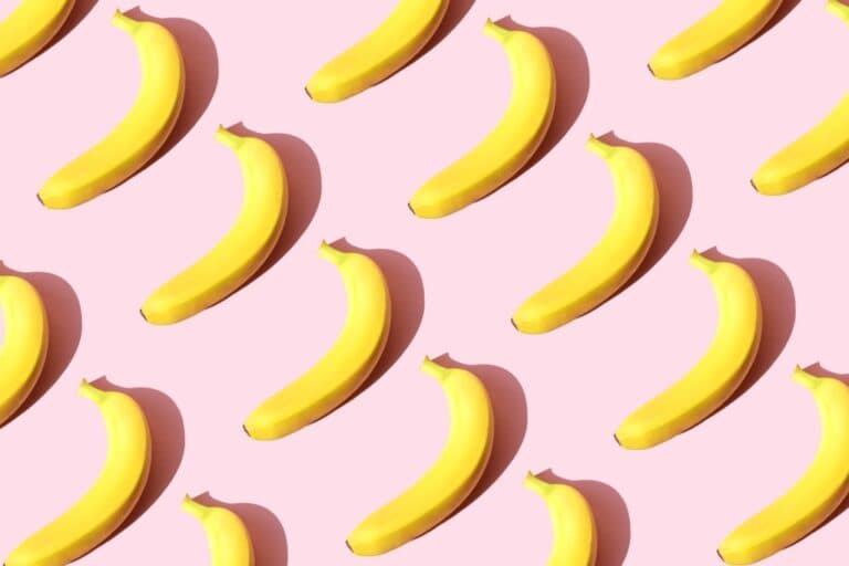 Gemini depășește ChatGPT în App Store, grație modelului său Nano Banana, care stimulează creșterea descărcărilor cu 45%