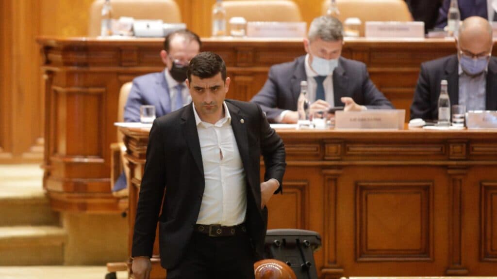 George Simion, adresându-se autorităților: ”Pretindeți că reformați, dar jucați cu sănătatea poporului. Sunteți dușmanii României.”