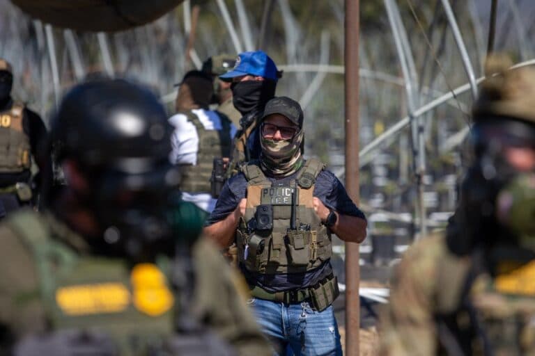 Tehnologia din spatele măsurilor stricte de deportare ale ICE