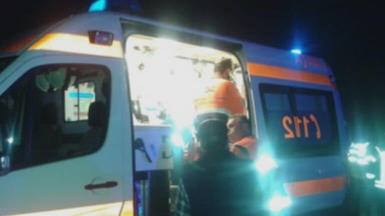 Accident terifiant în inima Vasluiului: Un băiețel de 18 luni, în stare de inconștiență după o electrocutare