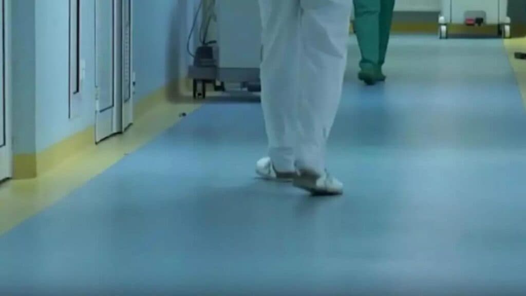 “Probe incriminatoare în cazul tragediei de la spitalul Sfânta Maria din Iași. Reacția ministrului Sănătății după verificări.”