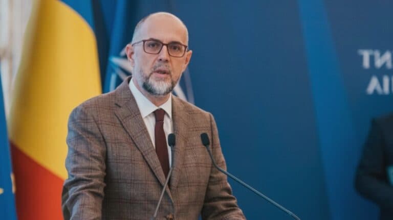 Kelemen Hunor își exprimă indignarea: „A elimina funcții nu echivalează cu o reformă.”