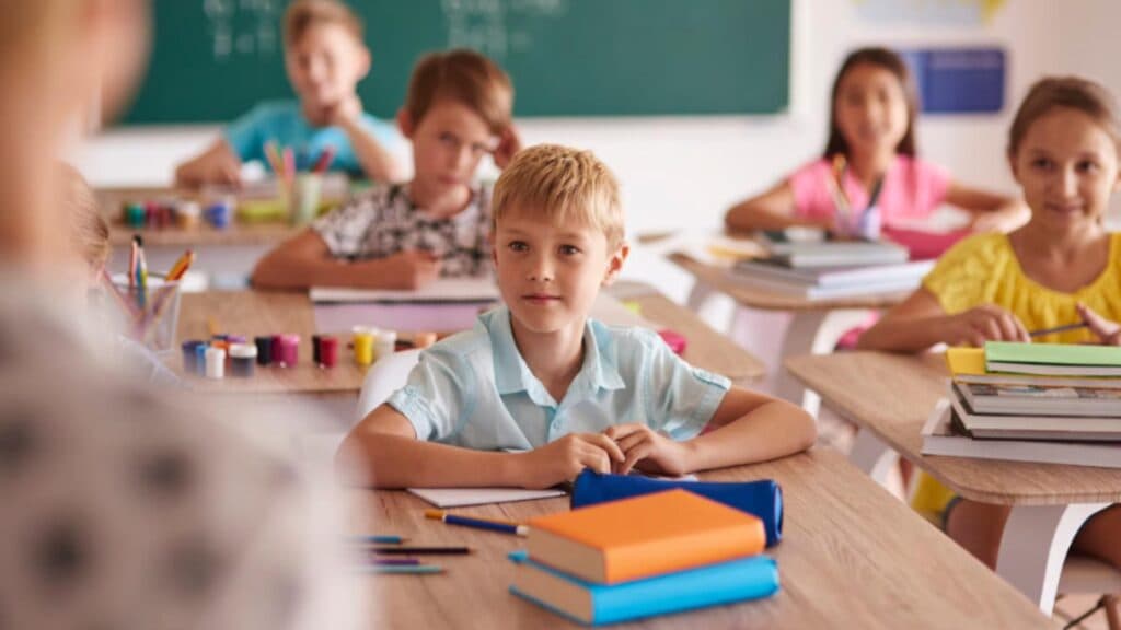 Ministerul Educației răspunde protestelor cadrelor didactice: „Activitatea școlară continuă fără întreruperi în majoritatea unităților de învățământ.”