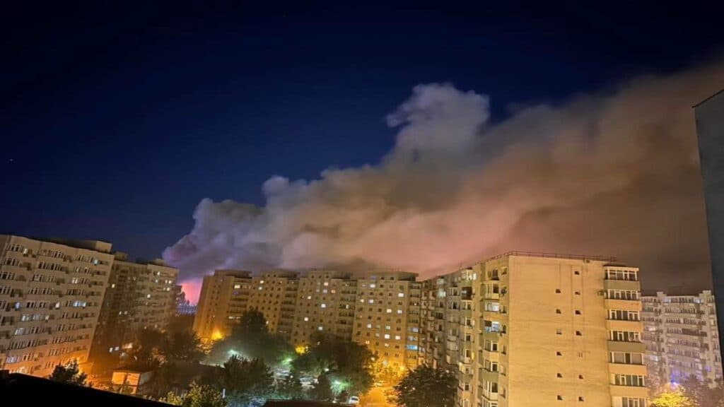 Ministrul Sănătății emite un avertisment urgent pentru cetățeni după incendiul devastator de pe Șoseaua Pantelimon