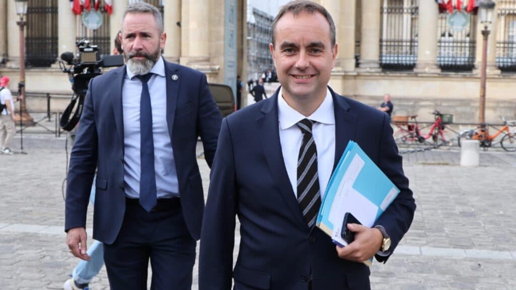 Strategia de șah a lui Macron: un lider admirat ia frâiele guvernului. La 18 ani, a devenit primar, iar parcursul său profesional a depășit toate așteptările