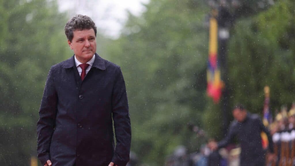 Nicușor Dan promovează acuzații de interferență în alegeri, dar fără a aduce dovezi, și își va susține cazul la reuniunea de la Copenhaga