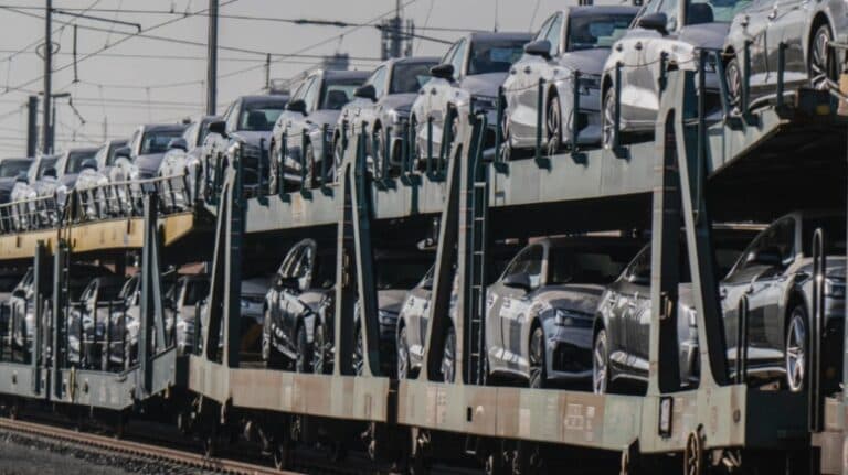 Piața auto românească în fața unei provocări: scădere de aproape 10% a vânzărilor din acest an