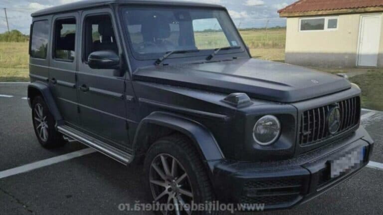 Polițiștii timișeni au descoperit la frontieră automobile furate în valoare de peste 215.000 de euro. Care au fost justificările șoferilor?