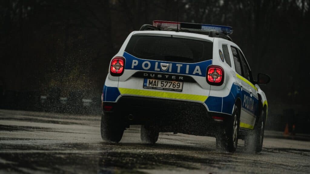 Răspunsul Poliției la amenințările primite de George Simion: Libertatea de exprimare nu justifică hărțuirea online, iar raportarea incidentelor este esențială