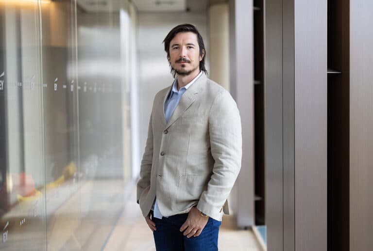 Robinhood adoptă strategia de copy trading, avertizând rivalele cu privire la riscurile de reglementare
