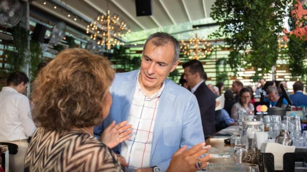 Florian Coldea, liderul Statului Paralel, sărbătorește alături de partenerul său de afaceri, Bogdan Mărunțiș, la un botez festiv