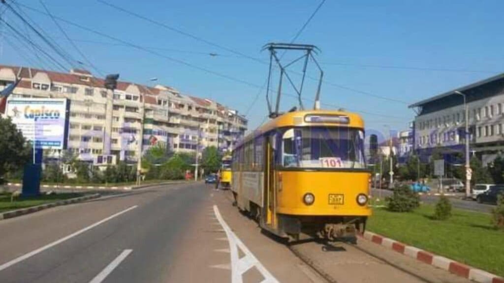 Singura rețea de tramvai din România, înființată după 1989, a fost desființată și transformată în metal reciclat