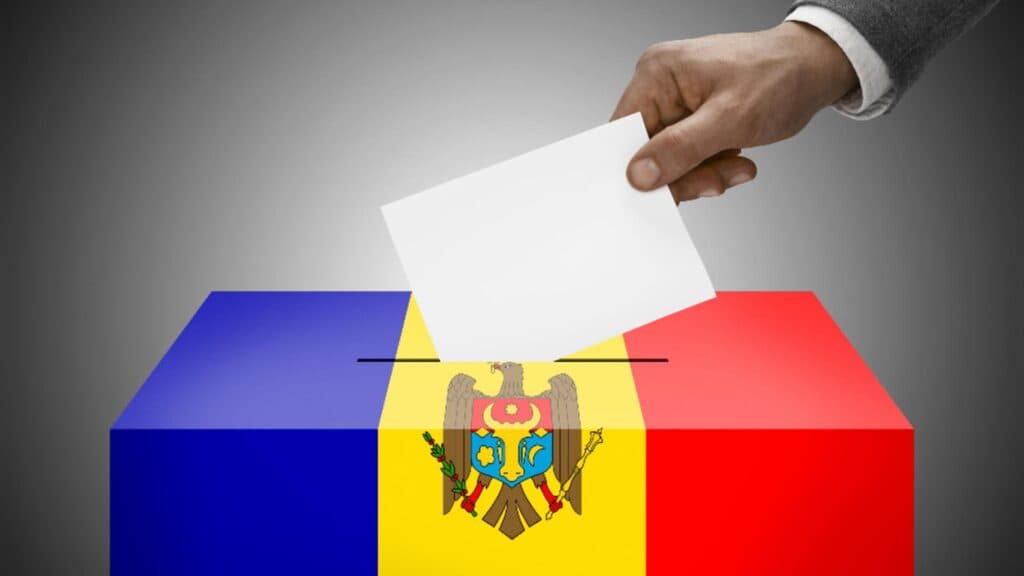 Vasile Costiuc, liderul Partidului Democrația Acasă, s-ar putea confrunta cu excluderea din competiția electorală, în timp ce George Simion trage un semnal de alarmă: “Asta nu reprezintă democrație.”