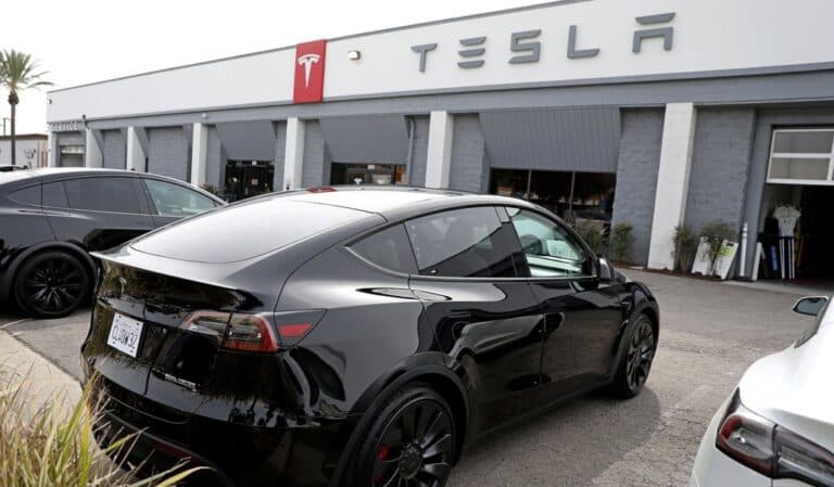 Tesla își reimaginează mânerele de ușă în urma unei anchete de siguranță, conform Bloomberg