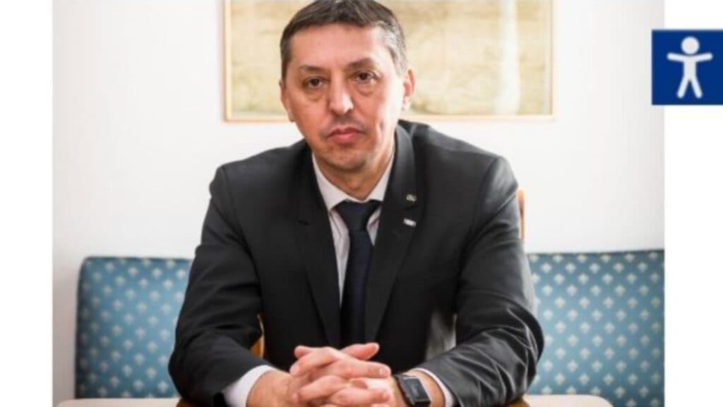 Destinul lui Daniel David pe muchie de cuțit: va rezista în funcție după moțiunea AUR? Votul final are loc luni, în Senat