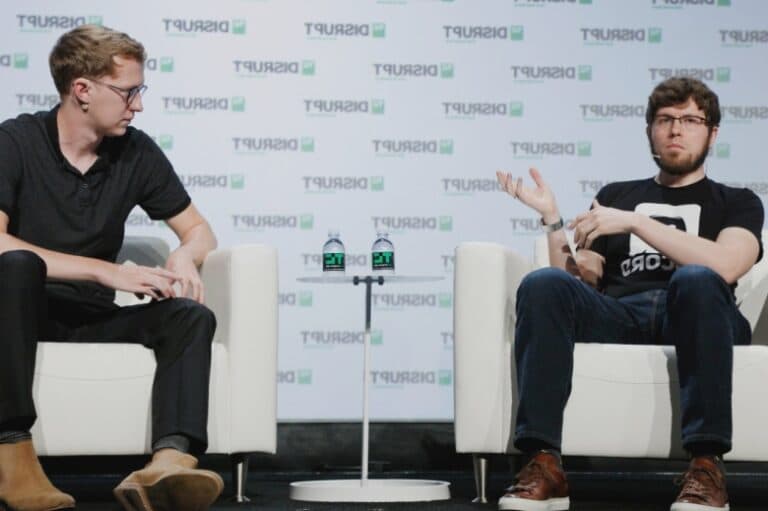Strategii durabile pentru companii și comunități, alături de Jason Citron de la Discord și Tade Oyerinde de la Campuswire, la TechCrunch Disrupt 2025
