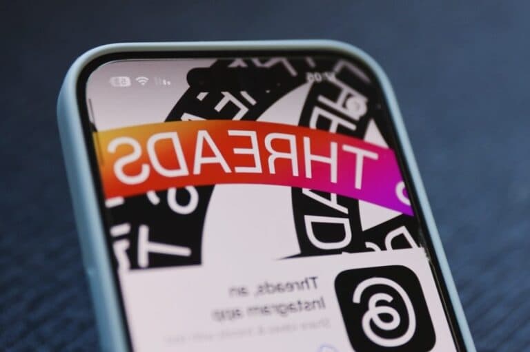 Threads își provoacă competitorul X prin suport gratuit de până la 10.000 de caractere și linkuri vizibile
