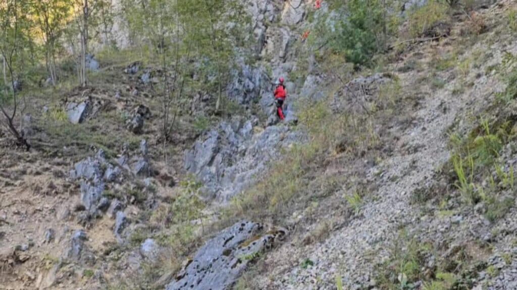 Turiști surprinși în Bucegi, salvați după o căutare de 9 ore în condiții extreme