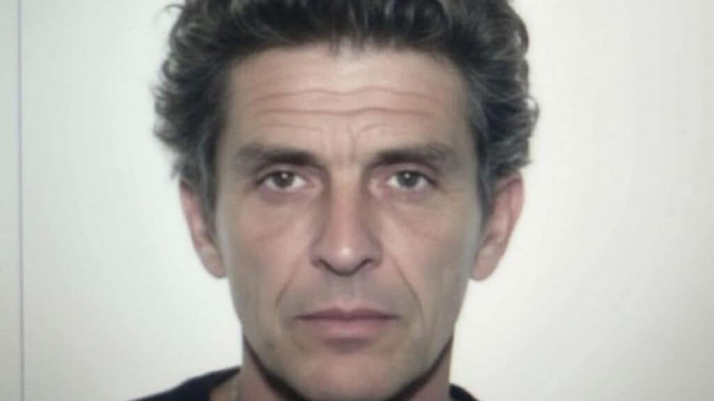 Un bărbat dispărut timp de aproape două decenii a fost găsit de familie în Gorj după ce a primit o amendă
