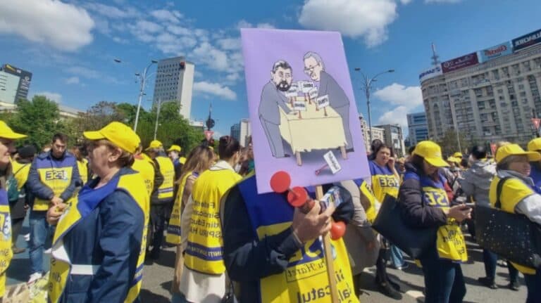 Orele de școală: Unde se desfășoară și unde nu în primele zile de învățământ. HARTA județelor