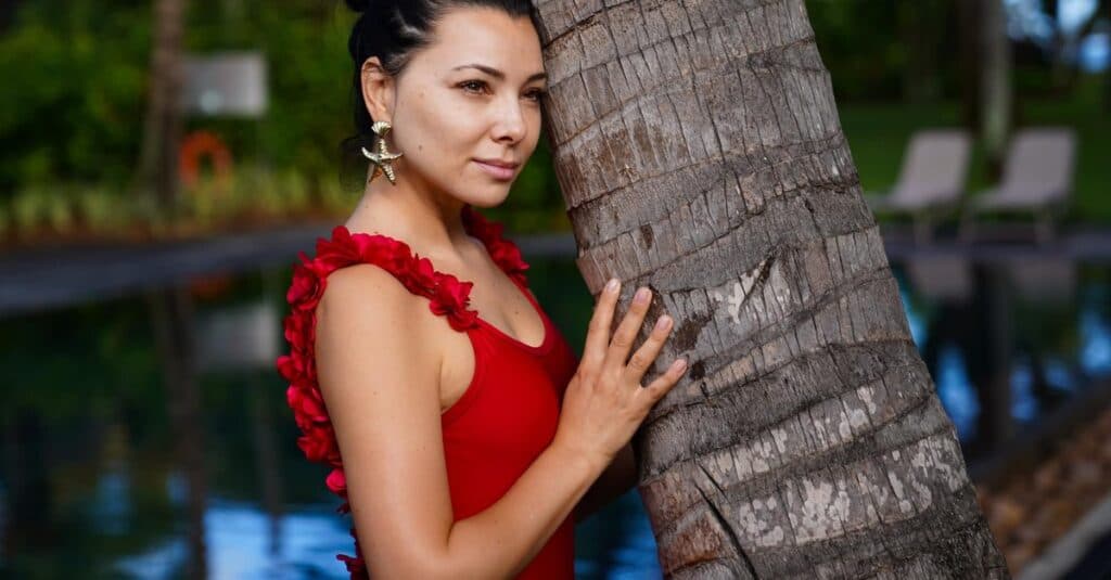 Corina Caragea în căutarea rafinamentului: Descoperă o destinație de vis care îți taie respirația! Este realitate sau doar un vis?
