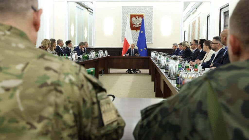 Varșovia solicită o întâlnire a ONU și impune restricții la zboruri în urma incidentului cu dronele de miercuri