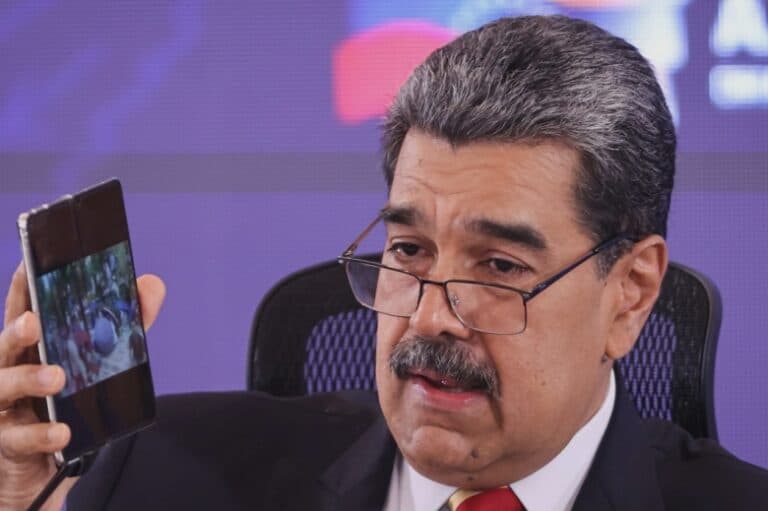 Președintele Venezuelei este convins că agenții americani nu pot pătrunde în telefoanele Huawei
