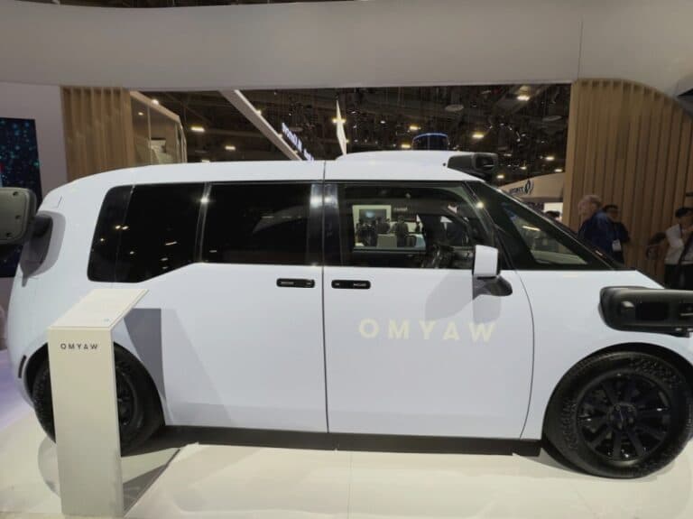 Waymo își extinde serviciile în Denver și Seattle cu ajutorul furgonetelor Zeekr