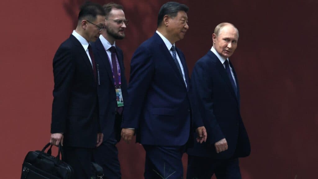 Xi Jinping dezvăluie secretul militar lui Vladimir Putin