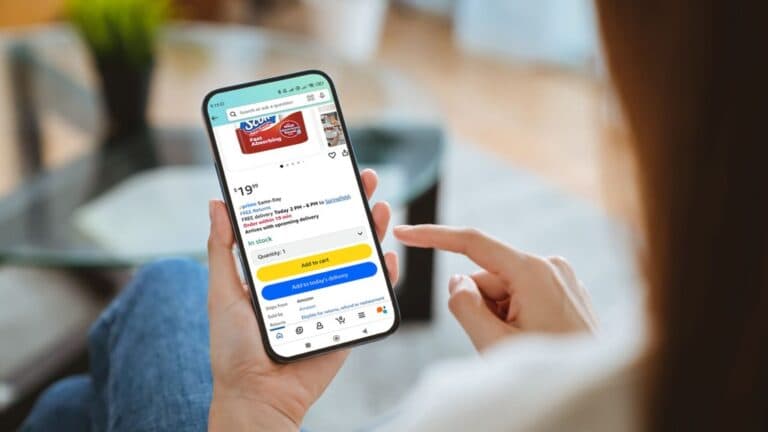 Amazon le oferă acum membrilor Prime posibilitatea de a adăuga articole la comenzile viitoare cu un singur clic