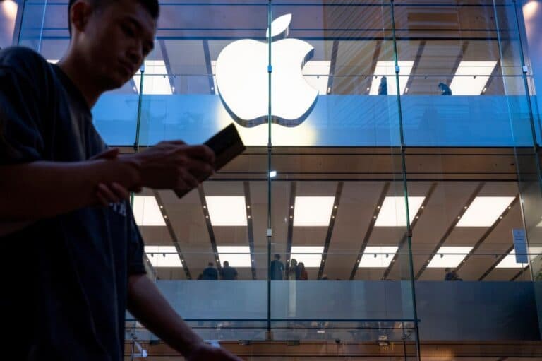 Apple se pregătește să se conformeze legislației texane privind verificarea vârstei, dar atrage atenția asupra riscurilor pentru confidențialitate