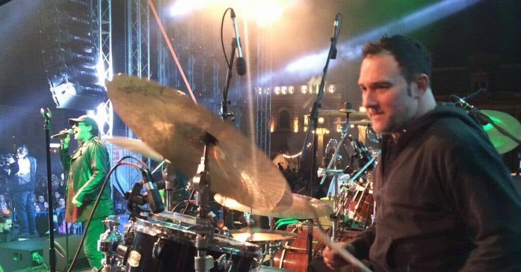 Misterul dispariției bateristului Marius Keseri de la Direcția 5. Prietenii dezvăluie detalii cutremurătoare: „O boală cruntă l-a transformat, nu mai era același. Își găsea liniștea la biserică.”
