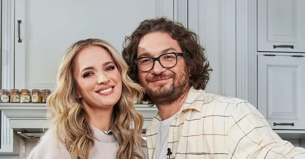 Soția lui Florin Dumitrescu sărbătorește o nouă etapă în viață, iar chef-ul de la Pro TV îi aduce un omagiu special: „Elegantă, plină de încredere și cu o căldură aparte.”