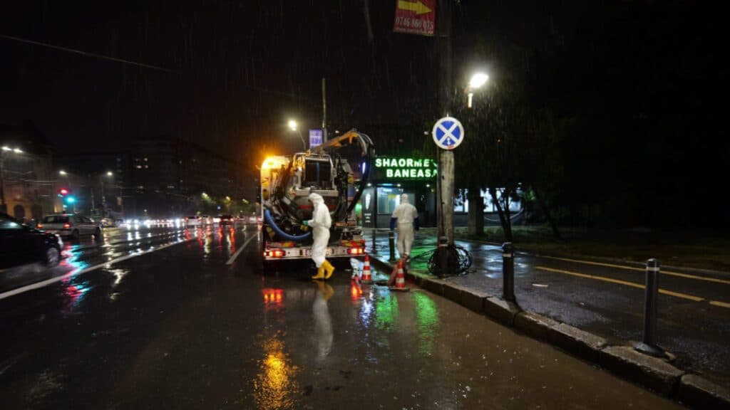 Ciclonul Barbara afectează România: inundații devastatoare în Constanța, vehicule distruse și acțiuni de salvare în București, bilanțul ISU