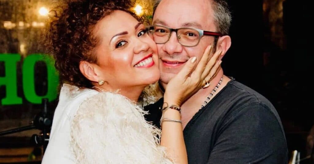 Descoperă povestea lui Liviu Mihon, partenerul de viață al Minodorei: o iubire de peste două decenii, începută într-un mod surprinzător