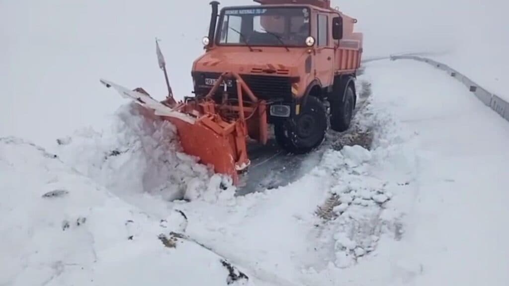 CNAIR se mobilizează pentru sezonul rece: convocare de urgență din cauza prognozelor meteorologice alarmante