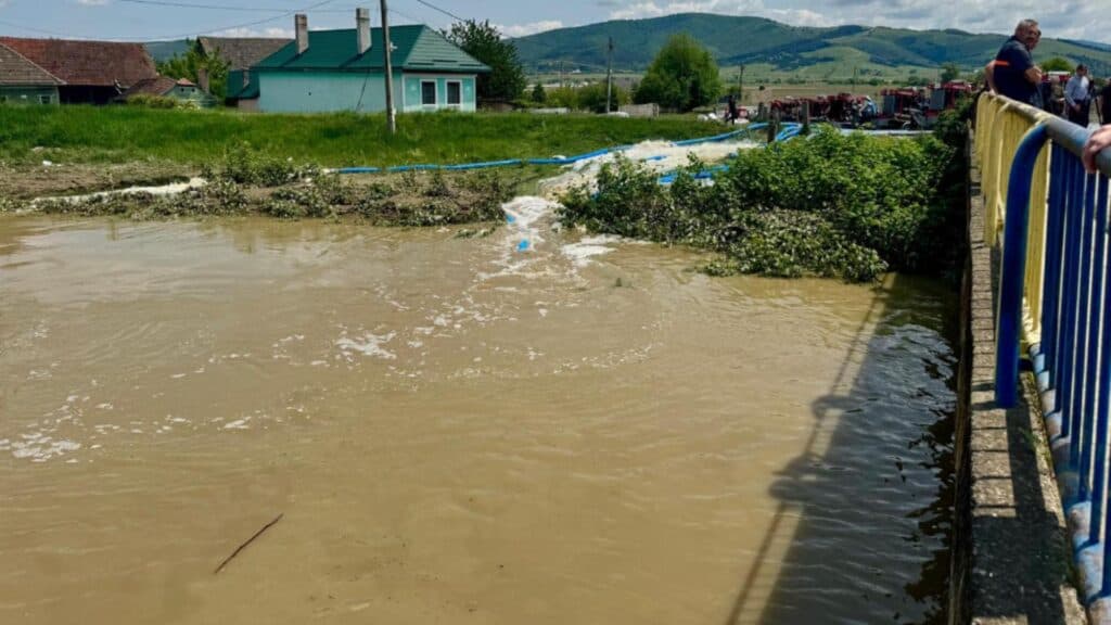 Avertizări severe de inundații în București și zonele adiacente. Alertă maximă în județele Constanța și Tulcea – HARTĂ
