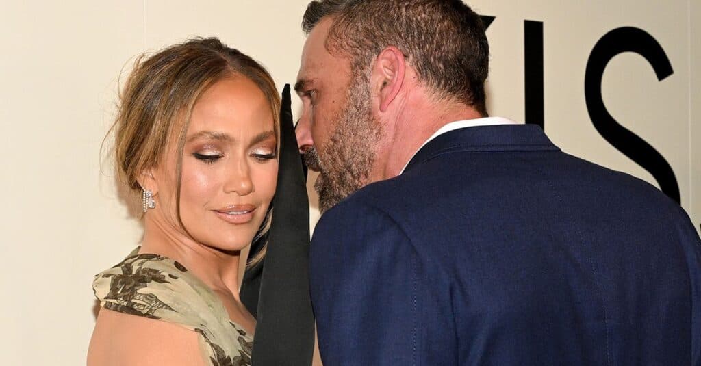 Despărțiți, dar mereu împreună! Cei doi au fost surprinși în compania unul altuia: Jennifer Lopez și Ben Affleck