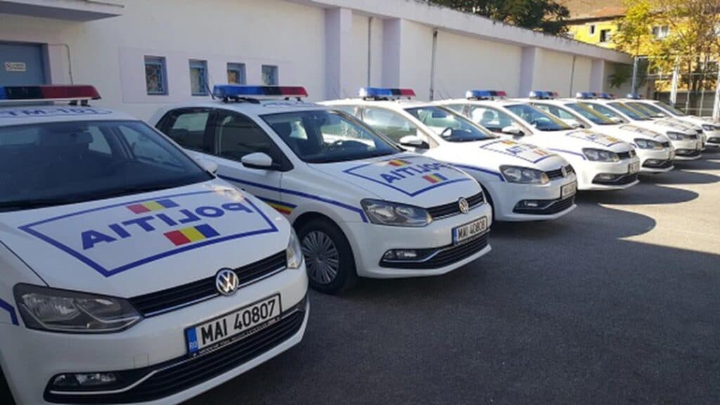Incident grav la Timișoara: un adolescent de 13 ani a fost agresat de un coleg mai vârstnic în curtea școlii, iar poliția a demarat o anchetă după ce victima a fost internată în spital