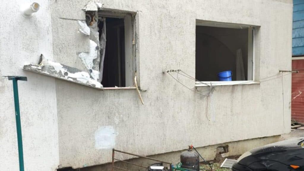 Deflagrație în Murfatlar: un bărbat de 65 de ani, transportat de urgență la spital
