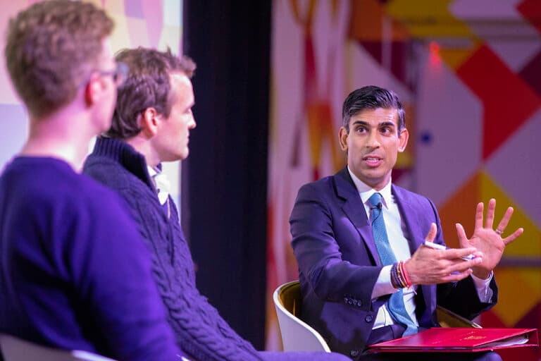 Fostul premier britanic Rishi Sunak va oferi consultanță pentru Microsoft și Anthropic