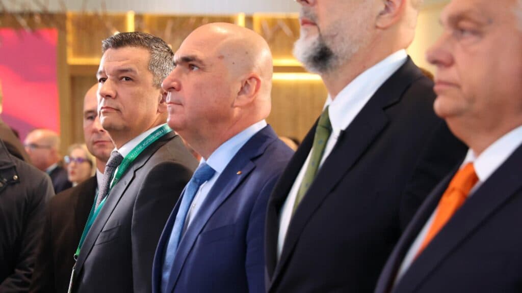 Grindeanu critică abordările lui Bolojan la Congresul UDMR: Politicile pentru cetățeni nu se conturează din birouri închise