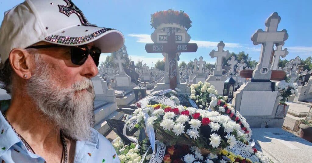 Mormântul său, îmbrăcat în flori! Emoții și tristețe la înmormântarea toboșarului Marius Keseri de la Direcția 5: „Drum lin spre stele, Tete!”. Cei care l-au însoțit pe ultimul său parcurs