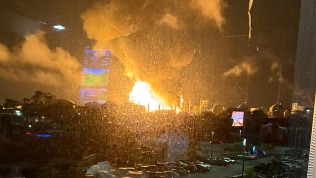 Flăcări uriașe izbucnesc după o explozie la rafinăria Chevron din California, liderul din vestul SUA