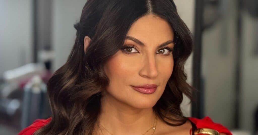 Ioana Ginghină, provocată după ce a început să danseze provocator: „Tradițiile din adolescență rămân vii.”